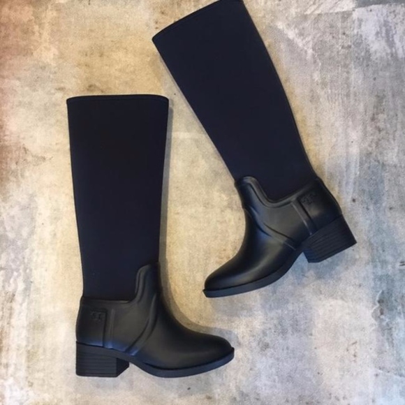 Tory Burch Navy April Rainboot Boots - Woman